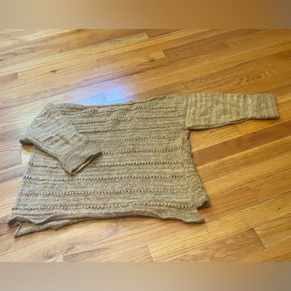 Gorgeous handmade lace sweater - Picture 4 of 4